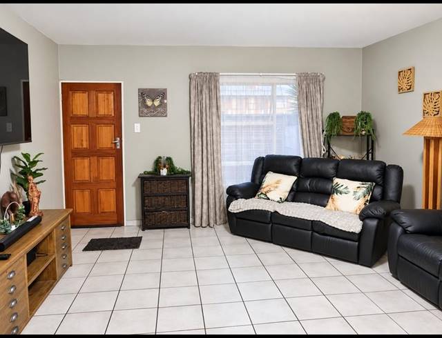 3 BEDROOM PROPERTY TO RENT IN STRUBENVALE
